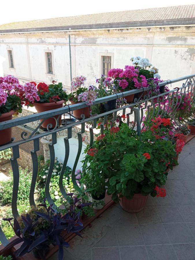 Bed and Breakfast A Casa Di Gi Porto Torres Exterior foto